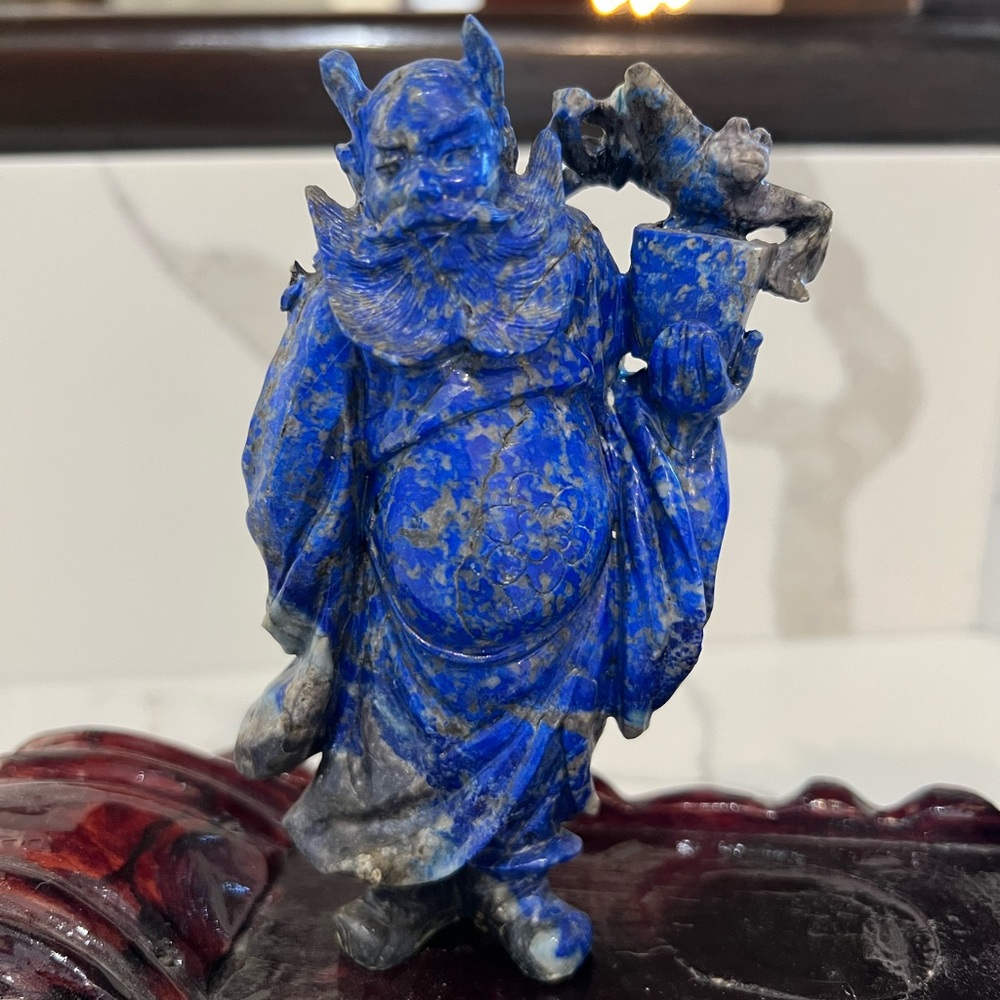 Blue lapis lazuli carved figurine